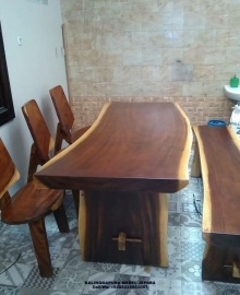 Set Meja dan Kursi Makan Trembesi, kursi cafe besi, kursi cafe jati, kursi cafe kayu, kursi cafe kayu rotan, kursi cafe rotan, kursi cafe unik, kursi dan meja cafe, kursi makan kayu, kursi makan minimalis, kursi meja cafe, kursi meja makan, meja cafe, meja cafe kayu, meja cafe outdoor, meja kursi cafe, meja kursi cafe outdoor, meja makan minimalis, model kursi makan, model meja cafe minimalis, satu set meja makan, set meja makan, set meja makan minimalis, meja makan trembesi